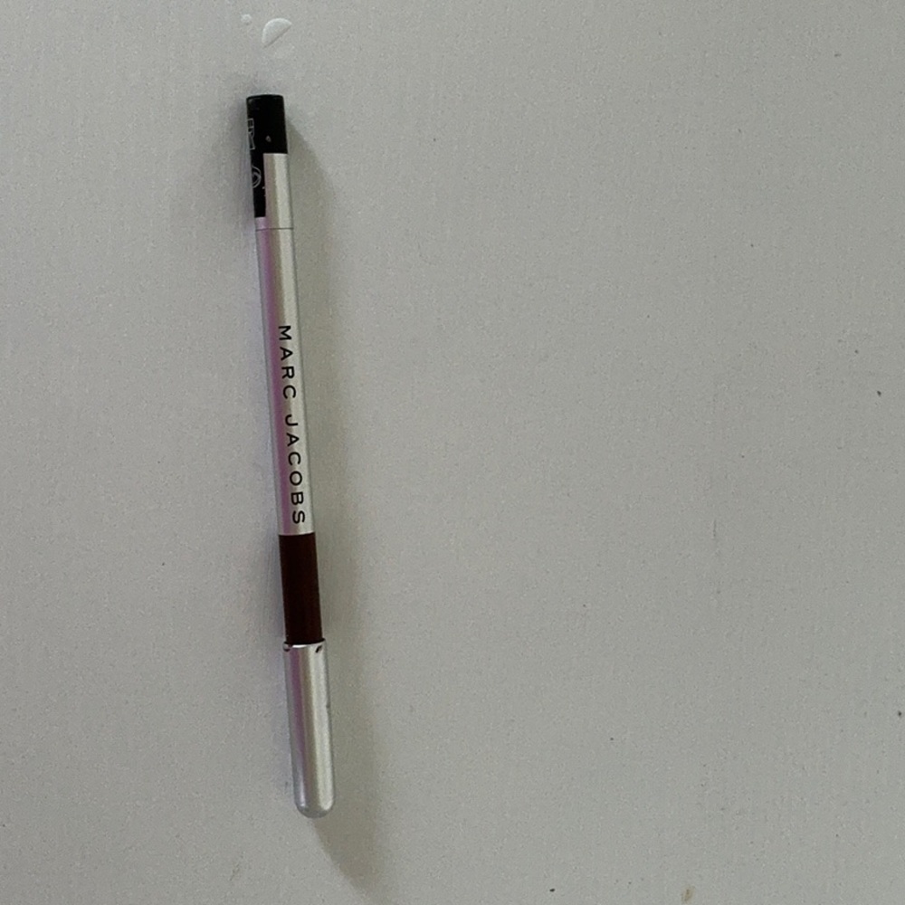 Marc Jacob’s Highliner gel liner in Brownie